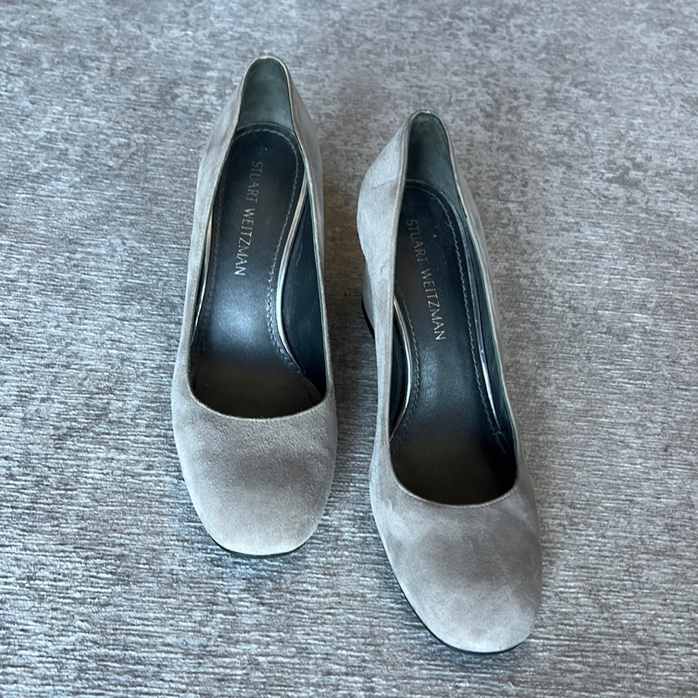 Stuart Weitzman Gray Suede Marymid Block Heel Round Toe Pumps
